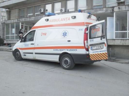 Accident pe Tomis: femeie, lovită pe trecerea de pietoni